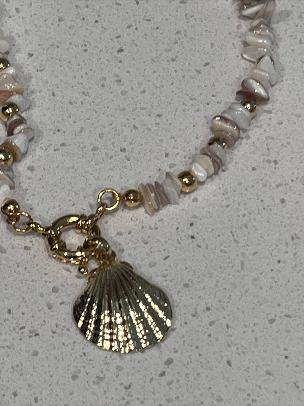 Beaded Sea Shell Necklace Bracelet Earring Bundle - Picture 2 of 6